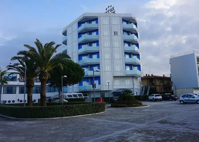 Milano 3* סן סלבו